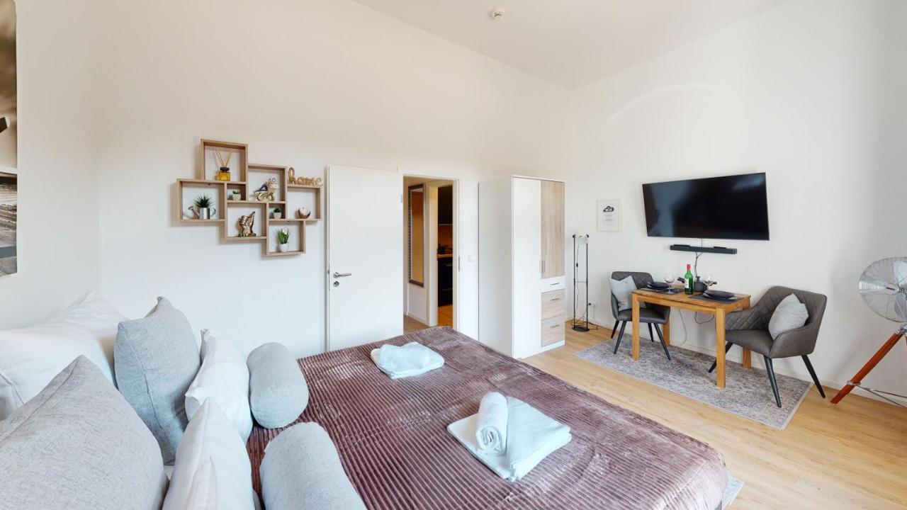 Sweethome - Zentral - Kueche & Parkplatz, Wifi Halle  外观 照片