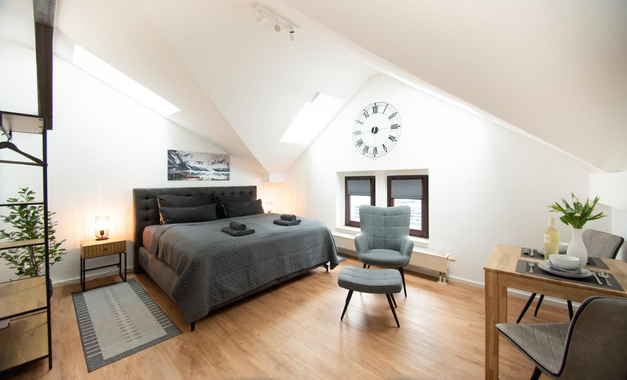 Sweethome - Zentral - Kueche & Parkplatz, Wifi Halle  外观 照片