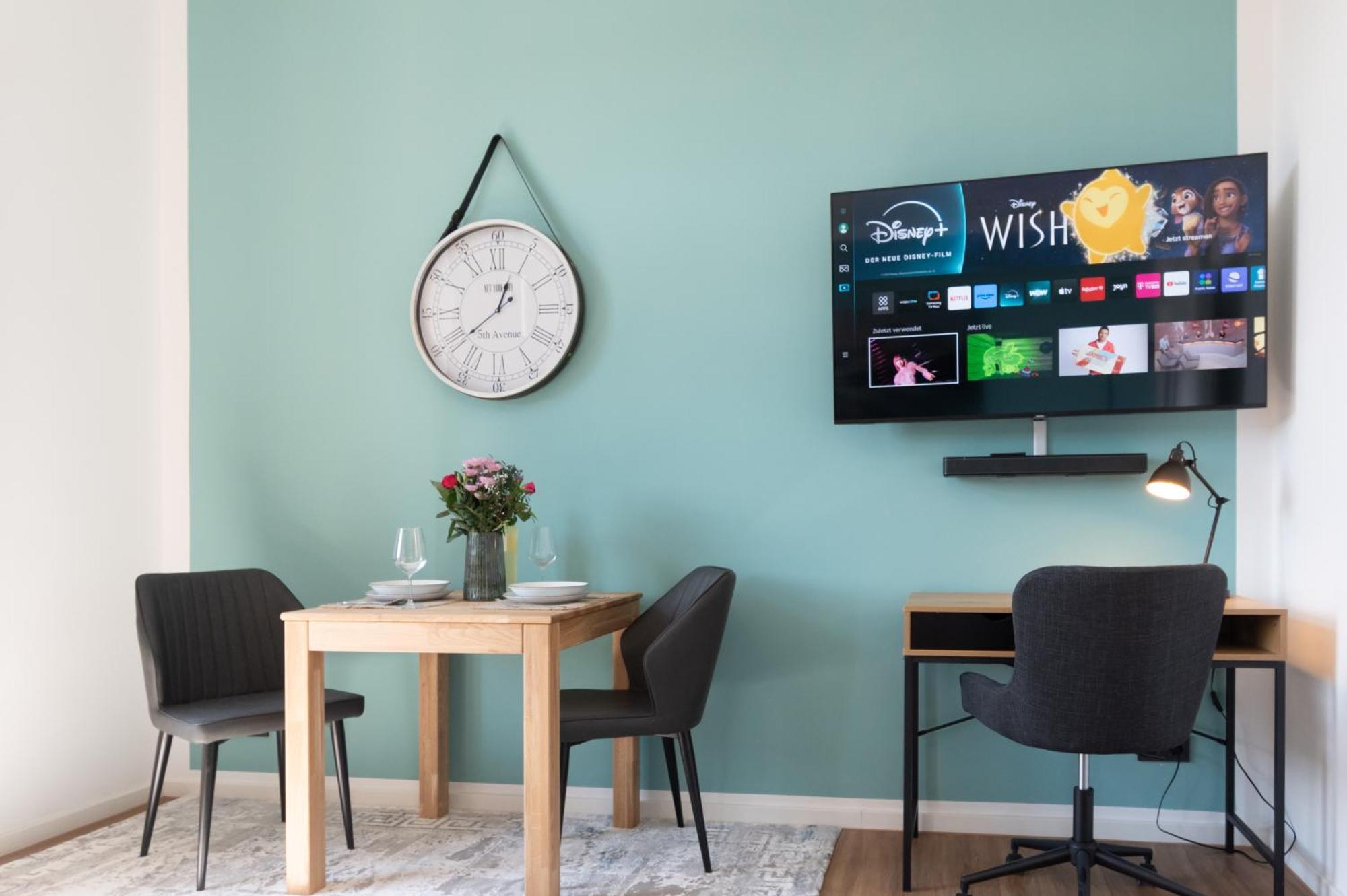 Sweethome - Zentral - Kueche & Parkplatz, Wifi Halle  外观 照片
